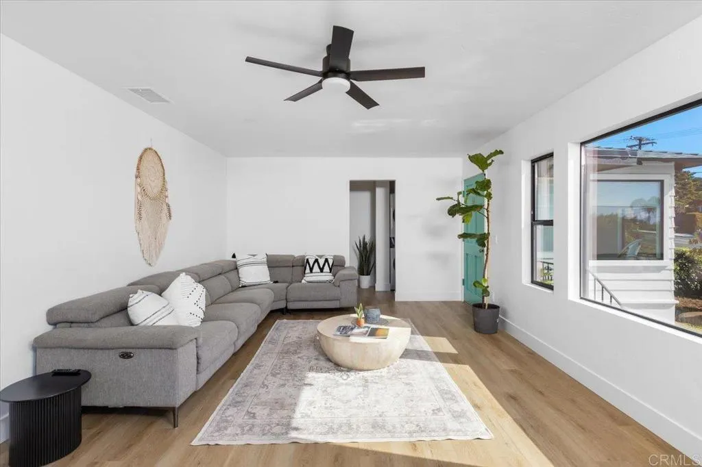 https://cdn.realtyfeed.com/cdn/127/306633389/36aafef46cc576fc8e2a2c3ca3e849fb.webp