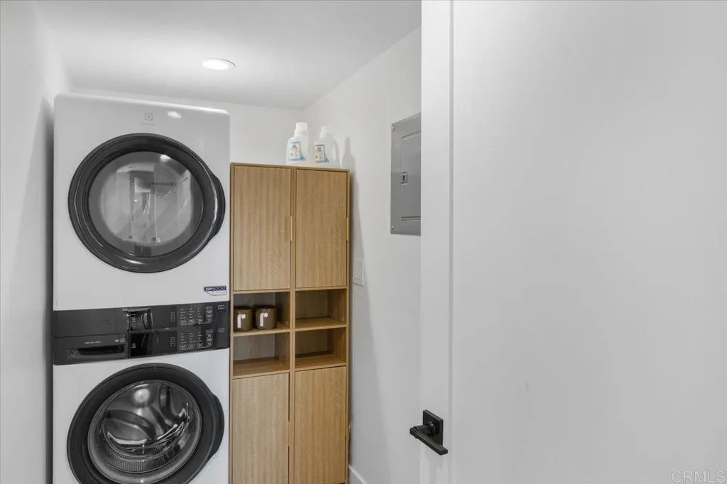 https://cdn.realtyfeed.com/cdn/127/306633389/5ab4440d8b56892376d3848eec40b942.webp