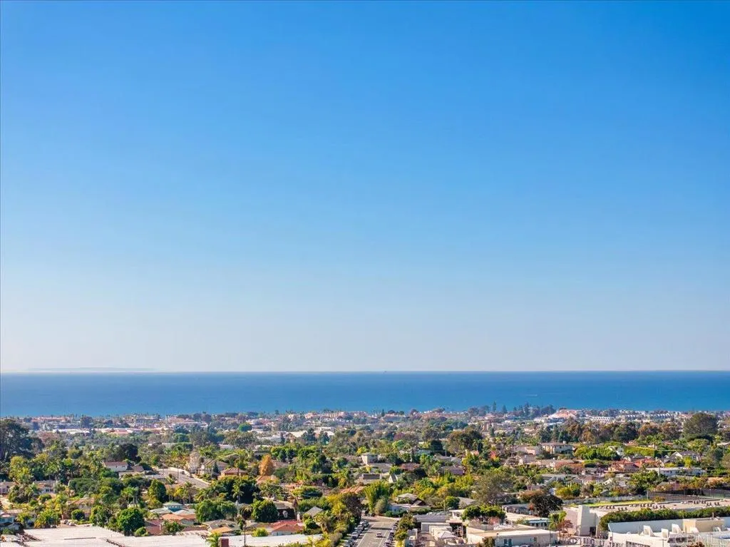 https://cdn.realtyfeed.com/cdn/127/306633389/6b5f851945927b94dec8f29d99b31d3e.webp