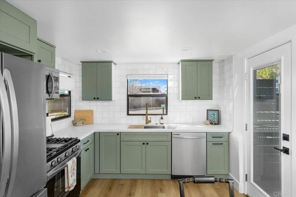 https://cdn.realtyfeed.com/cdn/127/306633389/70b7726ef35b4780917058f6d4e8c4fd.webp