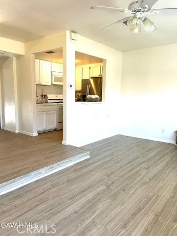 38710 10th East Unit 12, Palmdale, CA 93550 - Photo 4 of 23, Palmdale, CA