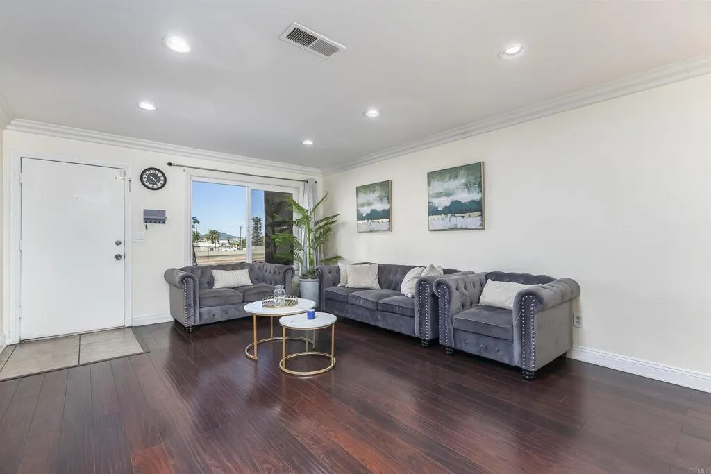 Photo #9: PTP2600809 Listing: Photo #9