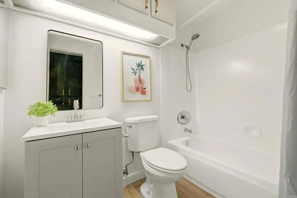 https://cdn.realtyfeed.com/cdn/127/306633454/6a44bd02298f6300bf3552187f91ffe0.webp