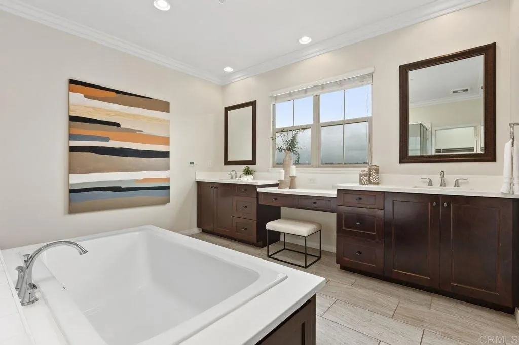 https://cdn.realtyfeed.com/cdn/127/306633484/143b90d70d6c37e16455de52d6a94e5e.webp