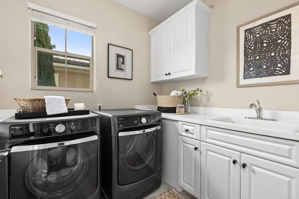 https://cdn.realtyfeed.com/cdn/127/306633484/553efd3f08a8850b0ba5d37ddbe9efc9.webp