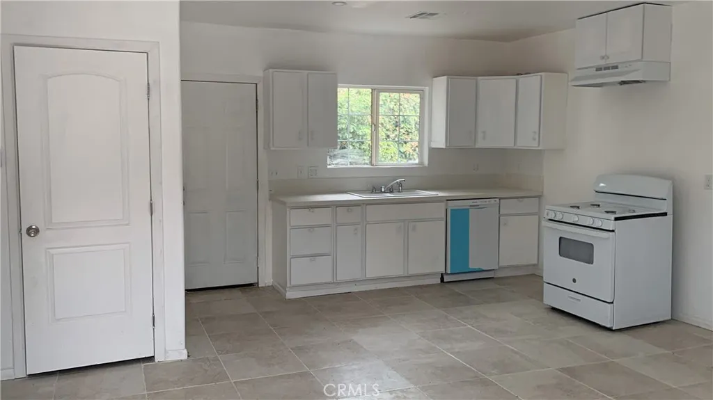 Sun Valley, CA 91352