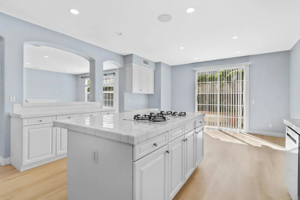 Photo #18: PTP2600814 Listing: Photo #18