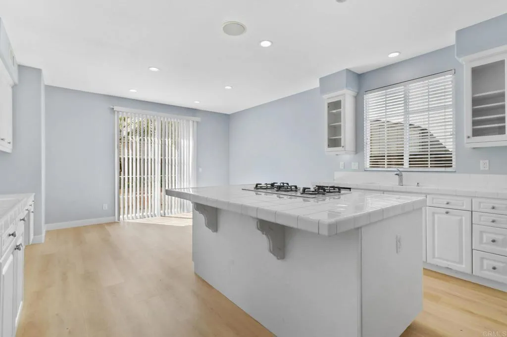 Photo #17: PTP2600814 Listing: Photo #17