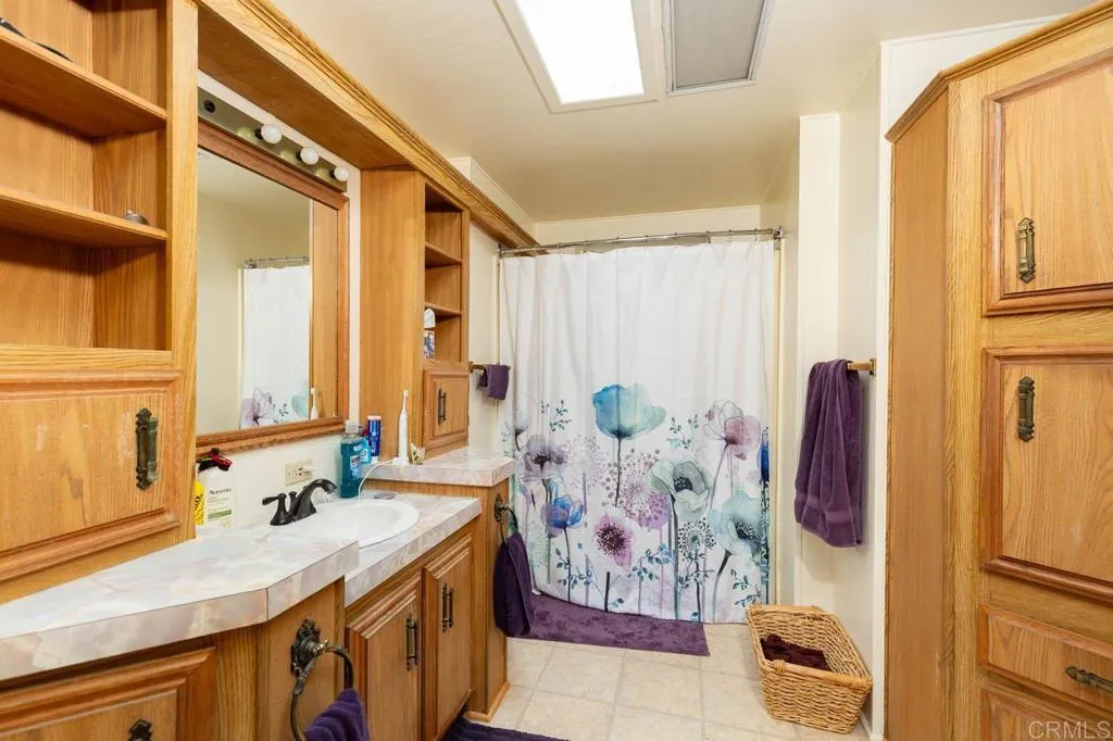 https://cdn.realtyfeed.com/cdn/127/306633560/1b9882912d78546ebf438b6c5edeabb3.webp