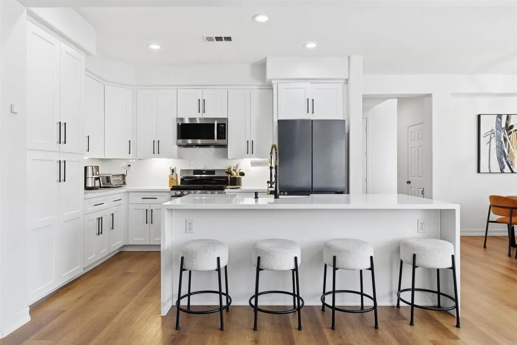 Photo #14: PTP2600817 Listing: Photo #14