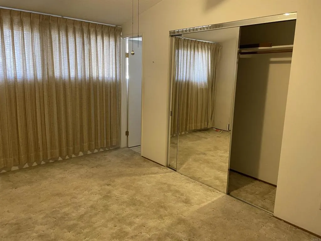 https://cdn.realtyfeed.com/cdn/127/306633638/820d13435c8ecc13e0795834b66a20b4.webp