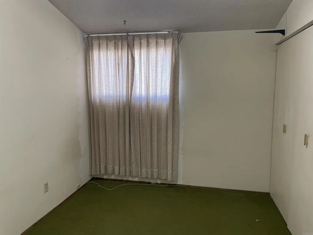 https://cdn.realtyfeed.com/cdn/127/306633638/cc5a9f5b6bc1c4465dc0a68164de6eaf.webp