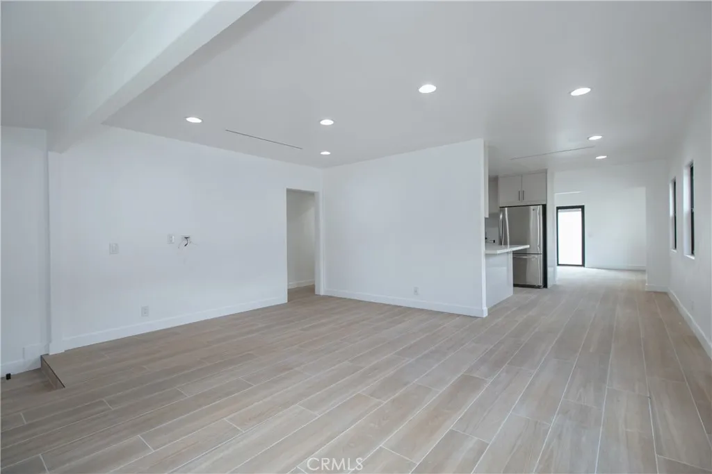 8143 Hazeltine, Panorama City, CA 91402 - Photo 3 of 12, Panorama City, CA