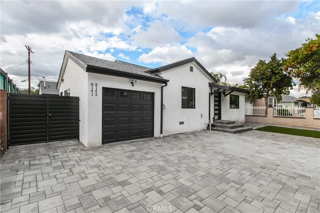 8143 Hazeltine, Panorama City, CA 91402