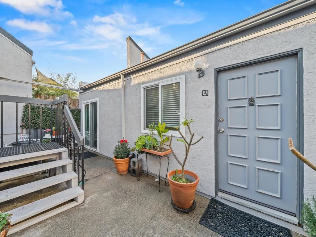 2306 Altisma Way UNIT 213, Carlsbad, CA, 92009