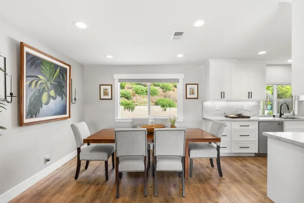 https://cdn.realtyfeed.com/cdn/127/306633782/11b8406f57f1974d7620f6a18352f2b5.webp
