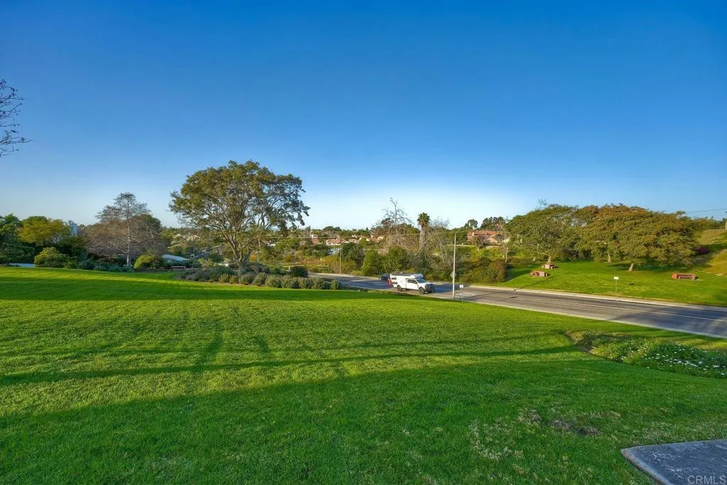 https://cdn.realtyfeed.com/cdn/127/306633861/c1ce0287a2d3314821004a4bedfb2f17.webp