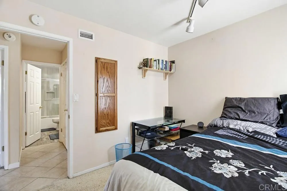https://cdn.realtyfeed.com/cdn/127/306633863/3b97f117ab62e011034ee167c8272162.webp