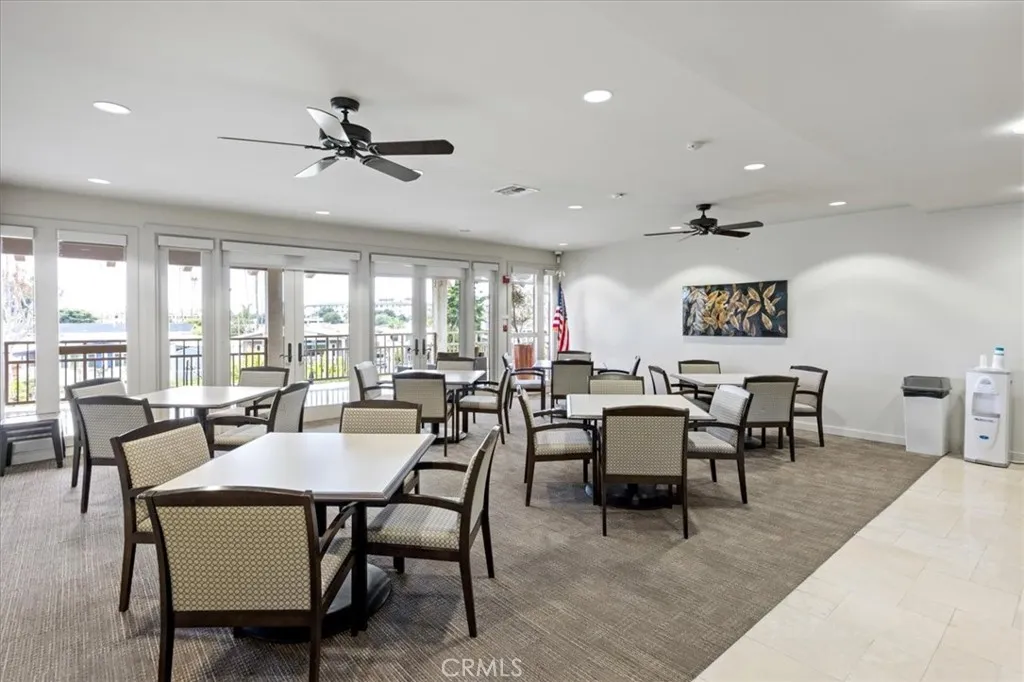 https://cdn.realtyfeed.com/cdn/127/306633883/f95d19fa8ff841f9398876451b3ac95a.webp