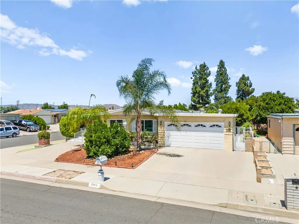 2964 Silver Oak Way, Hemet, CA, 92545