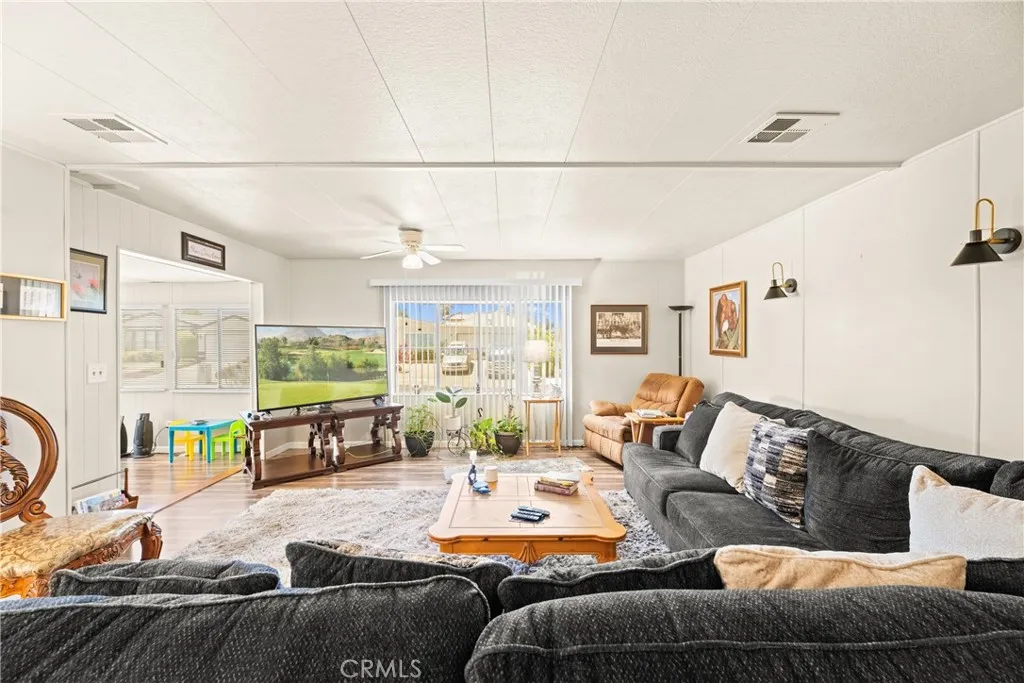 2964 Silver Oak Way, Hemet, CA, 92545
