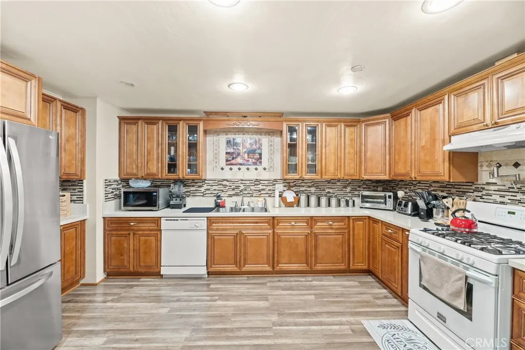 2964 Silver Oak Way, Hemet, CA, 92545