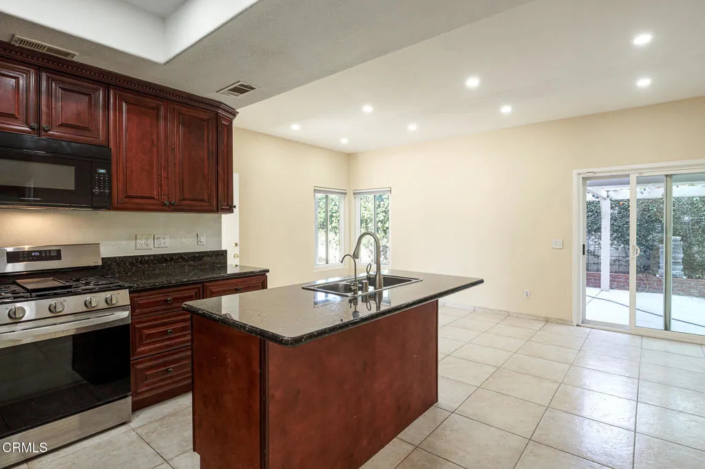 507 Batten Lane, Oxnard, CA 93033 - Photo 5 of 32, Oxnard, CA