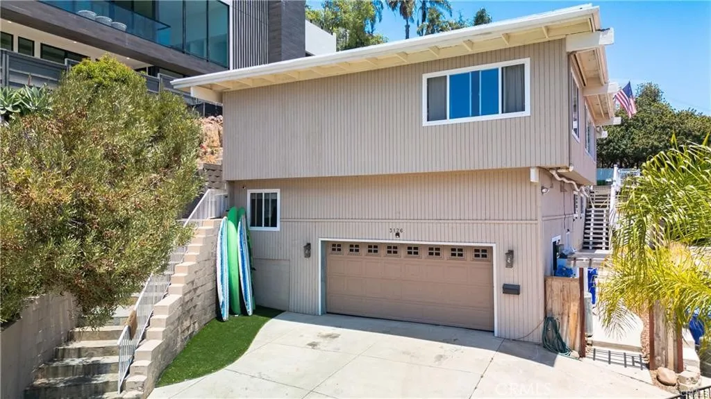 https://cdn.realtyfeed.com/cdn/127/306634028/9c12be64b218165229906611c16cb4b8.webp