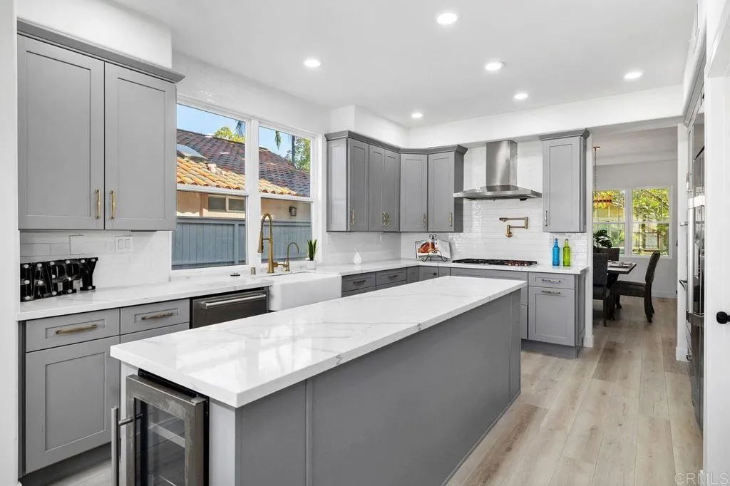 https://cdn.realtyfeed.com/cdn/127/306634031/38676f98b7fe1f145940bc4f854cd73d.webp