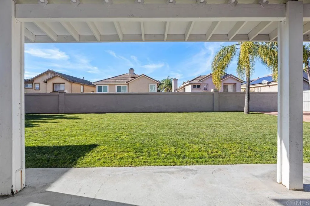 https://cdn.realtyfeed.com/cdn/127/306634031/65b63c6c5ab7b12cf1dc3adeb1f3a173.webp