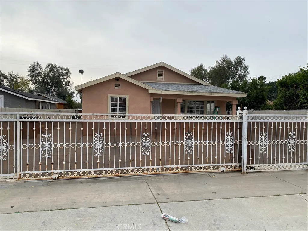 217 E 5th, Perris, CA 92570 - Main photo, Perris, CA