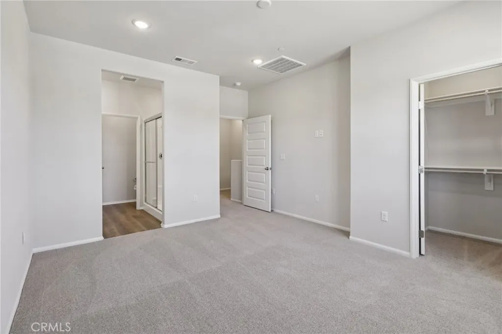 https://cdn.realtyfeed.com/cdn/127/306634139/6104d5365ab005e54000eafccbcbf31a.webp