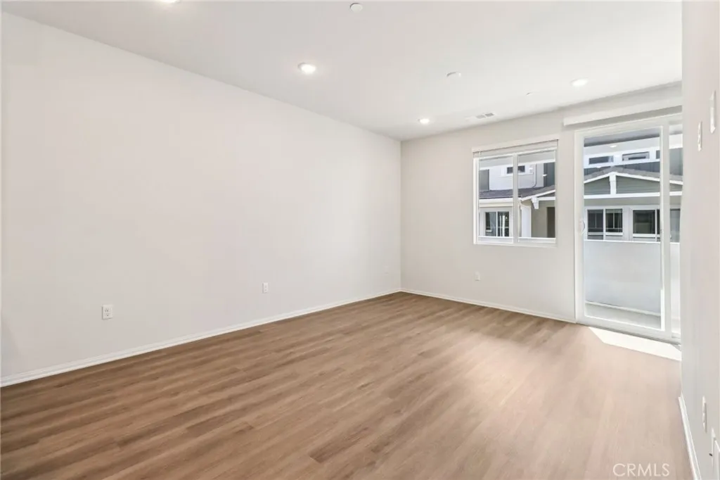 https://cdn.realtyfeed.com/cdn/127/306634150/5305a81f1c29e27aa296d62664264ef6.webp