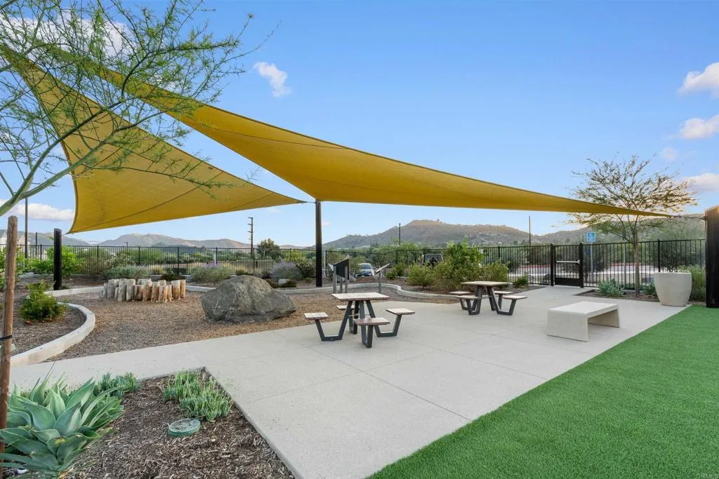 Photo #38: NDP2601055 Listing: Photo #38