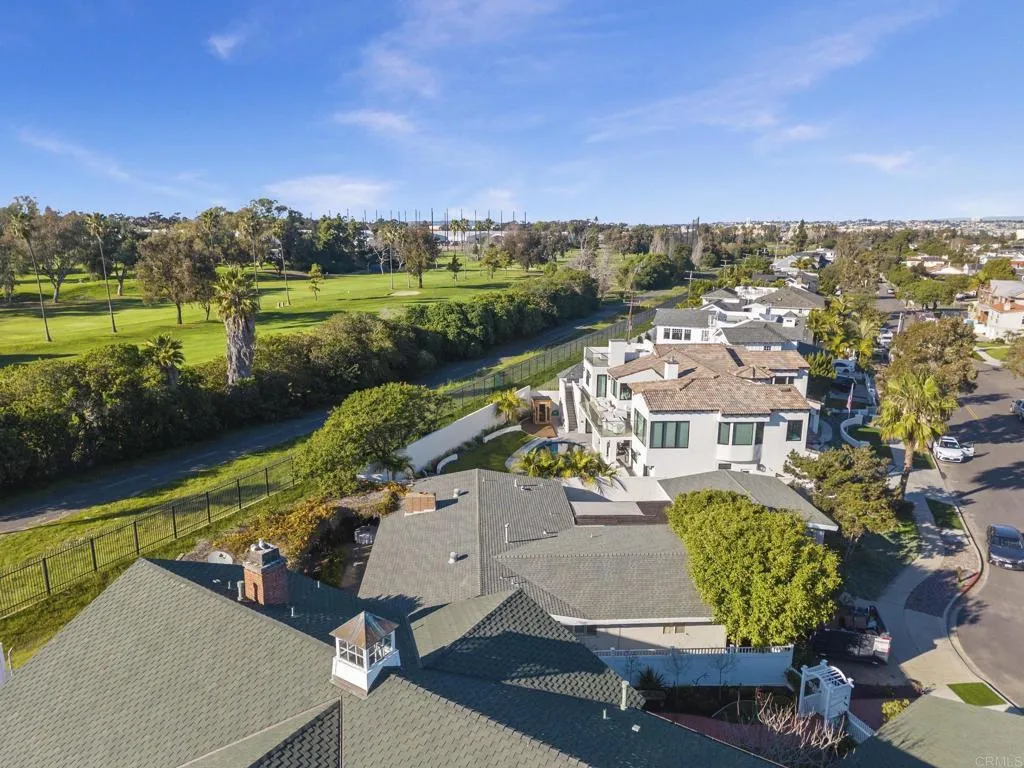 https://cdn.realtyfeed.com/cdn/127/306634215/db9553489b1f1a3cd5d9119a8cb1309a.webp