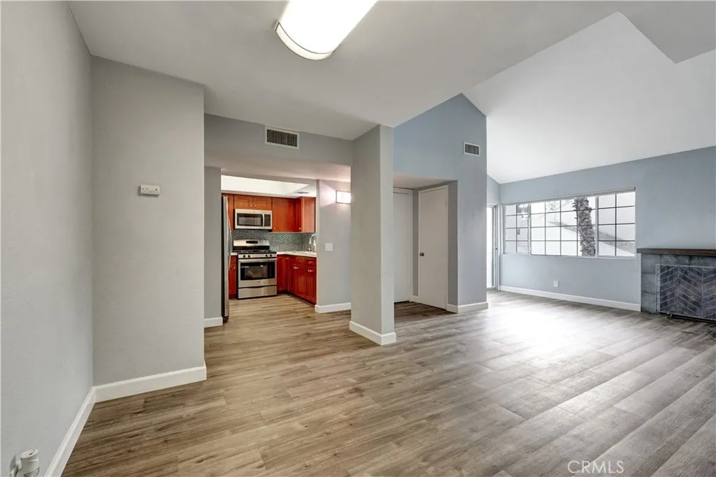Winnetka, CA 91306