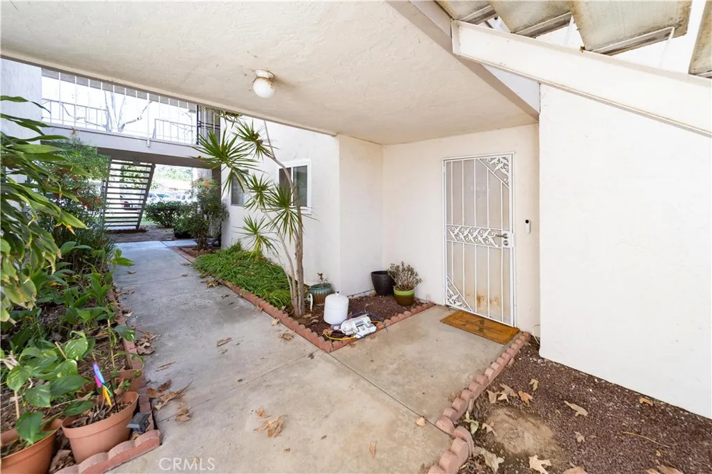 https://cdn.realtyfeed.com/cdn/127/306634240/5bb55226d4cb2e30a288e8de8bba03f0.webp