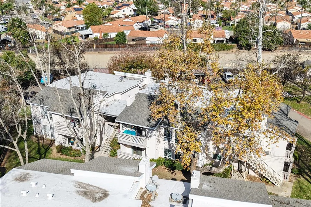 https://cdn.realtyfeed.com/cdn/127/306634240/dfcf68bf583142305aa114953cb96ace.webp
