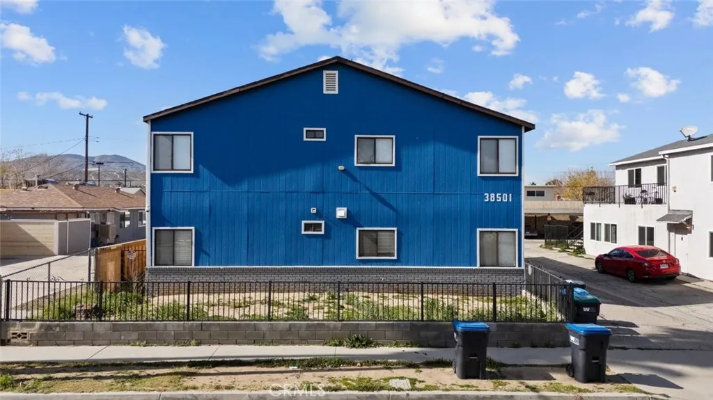 Palmdale, CA 93550