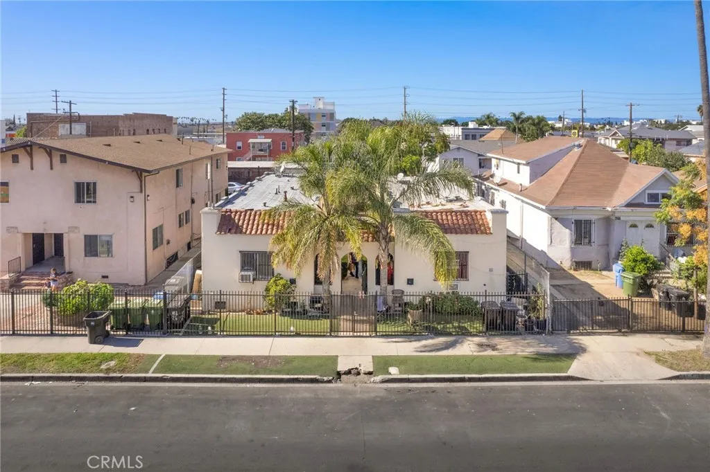 4321 Woodlawn Avenue, Los Angeles, CA 90011 - Main photo, Los Angeles, CA