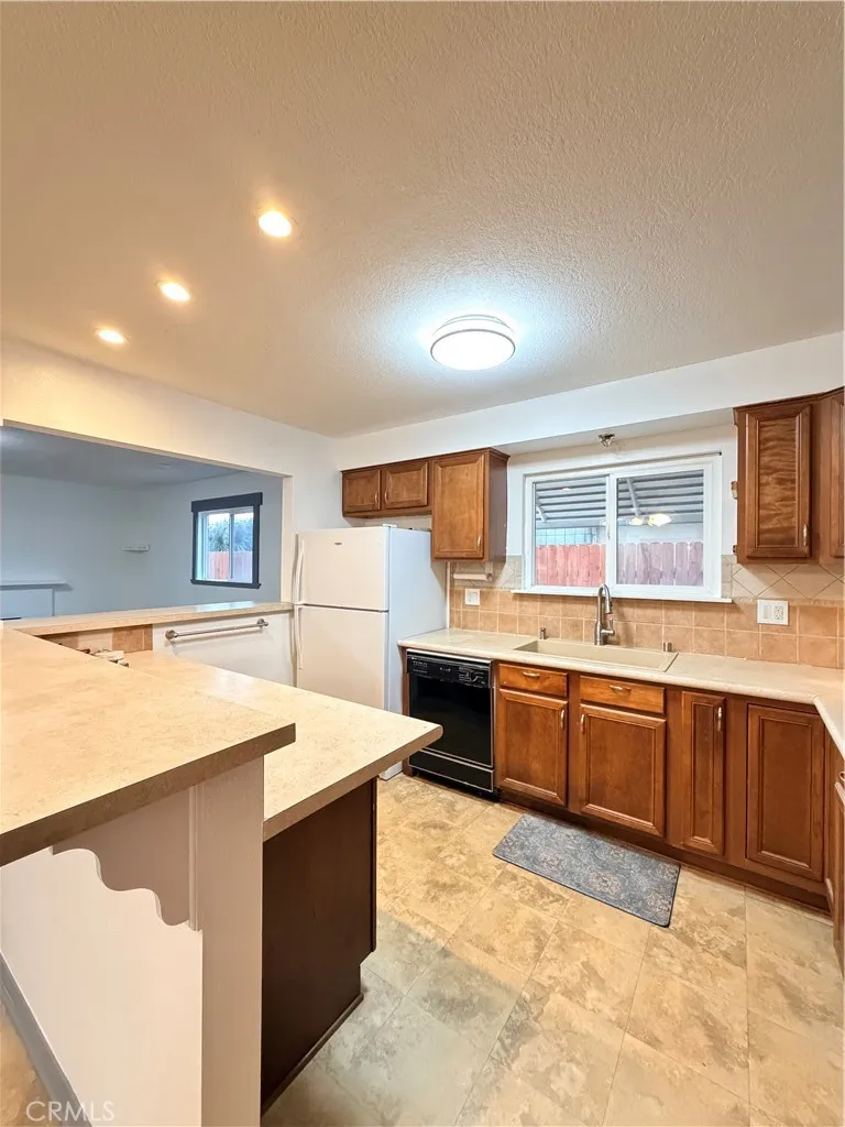 2734 Grove, La Verne, CA 91750 - Photo 5 of 6, La Verne, CA