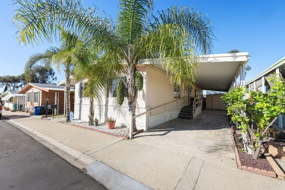 https://cdn.realtyfeed.com/cdn/127/306634494/6d5fb7f54ac74aae0612432c4715764e.webp