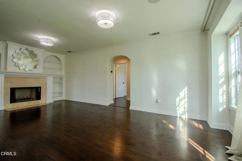 4635 Cartwright Avenue, Los Angeles, CA 91602 - Photo 4 of 48, Los Angeles, CA