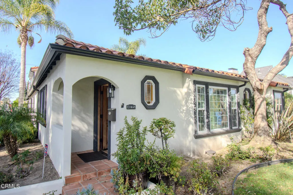 4635 Cartwright Avenue, Los Angeles, CA 91602 - Main photo, Los Angeles, CA