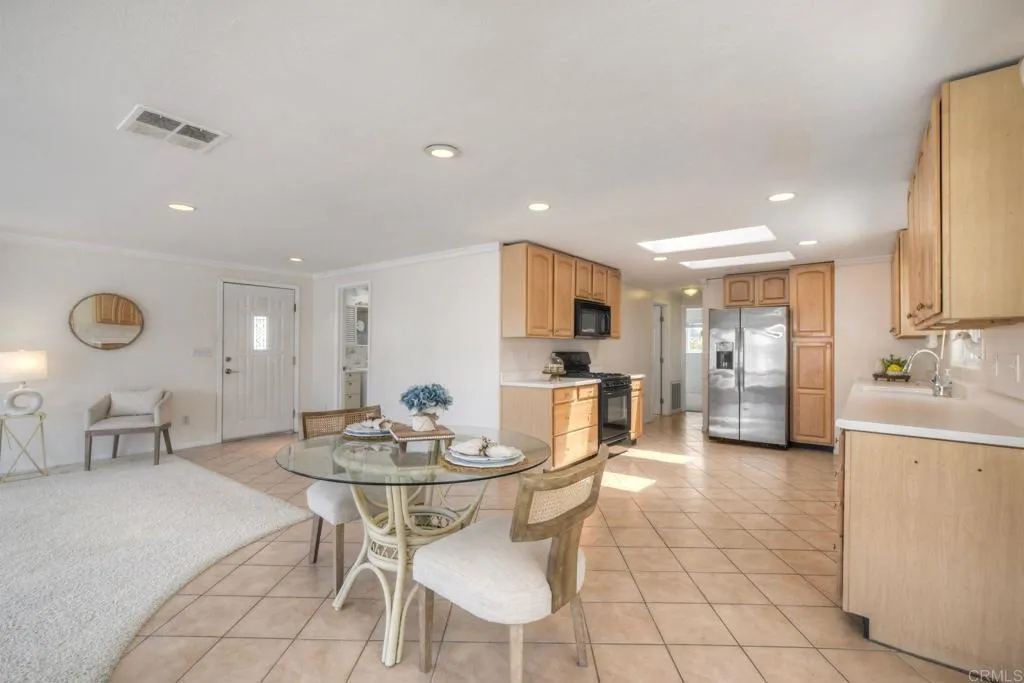 https://cdn.realtyfeed.com/cdn/127/306634533/34154e02b23683efd55b42b822220d6d.webp
