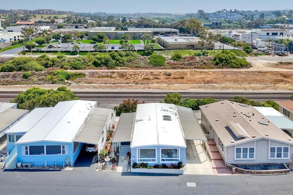 https://cdn.realtyfeed.com/cdn/127/306634533/4e7440185ae45f4f4ec19b5b3d7c9ed9.webp