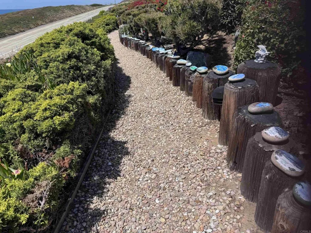 https://cdn.realtyfeed.com/cdn/127/306634533/fbd54d13f6de1b7a29f617798dae0557.webp