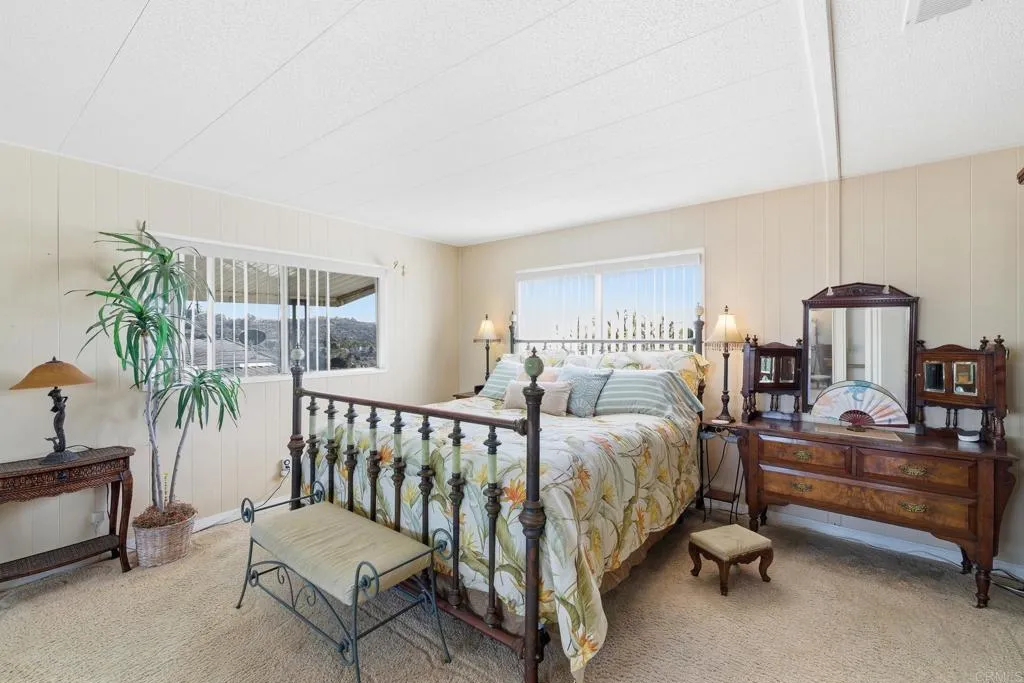 https://cdn.realtyfeed.com/cdn/127/306634619/e390703e02d9b617876b852e79f072cf.webp