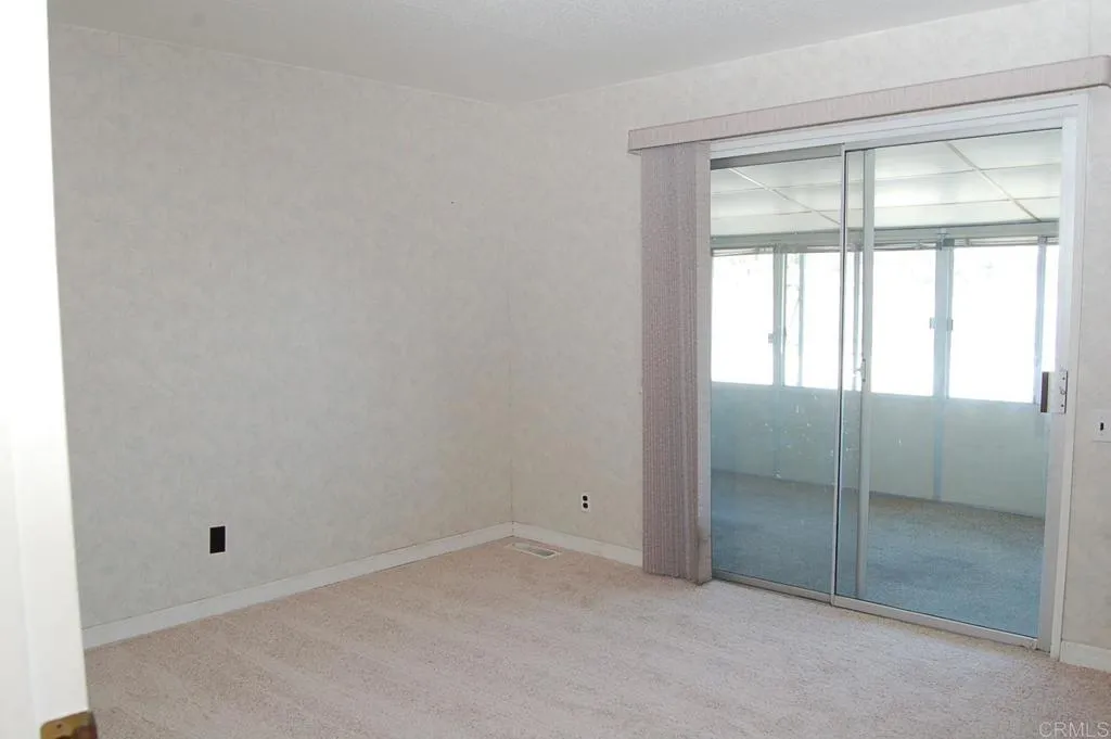 https://cdn.realtyfeed.com/cdn/127/306634619/f03a260e85385d94b9c2bcacf392ac3f.webp