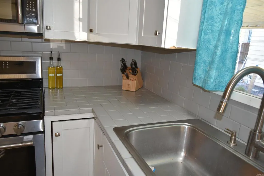 https://cdn.realtyfeed.com/cdn/127/306634620/2710a4b624fb0277eed1586b81d99b17.webp